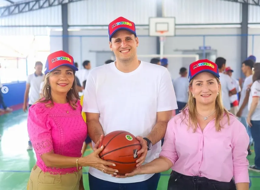 Prefeita Suane de Gonçalves Dias entrega reforma e ampliação de escola ao lado de Orleans Brandão