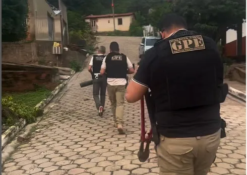  POLÍCIA PRENDE CRIMINOSOS QUE ENGANAVAM IDOSOS EM GOVERNADOR LUÍS ROCHA