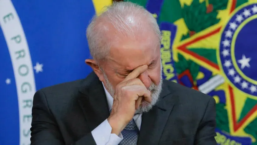 Governo Lula é desaprovado por 53%; aprovação é de 41%, diz PoderData
