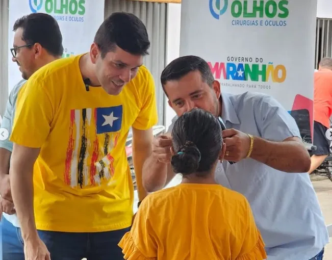 Prefeito Bira e Secretário de Saúde do Estado realizam entrega de óculos do Mutirão Oftalmológico em Graça Aranha