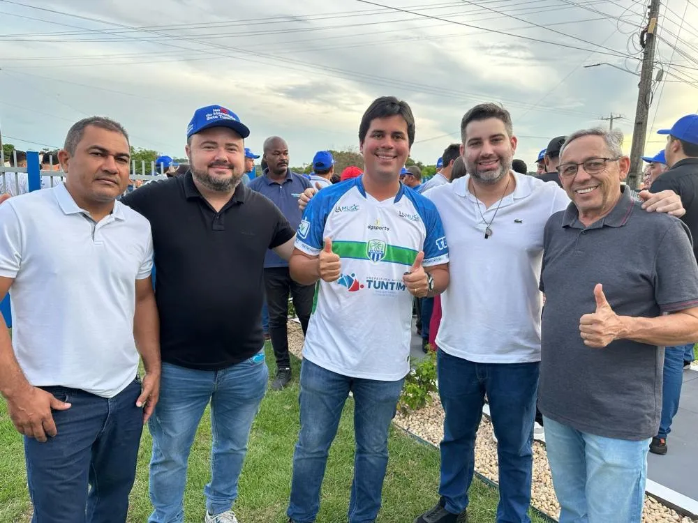 Ao lado de Remy Soares, Ministro Fufuca anuncia empenho para início da construção da arena esportiva de Presidente Dutra.