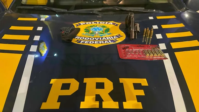 PRF apreende arma de fogo e munições em Barra do Corda (MA)