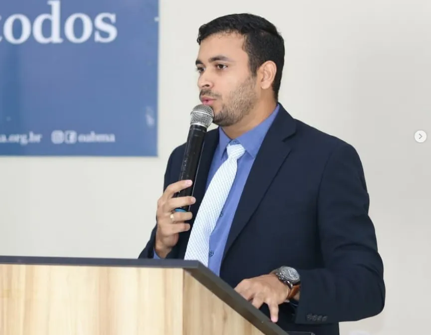Projeto do vereador Tom Santos visa aprimorar a higiene e proteger o meio ambiente no município, estabelecendo normas para o manejo de restos de carne.