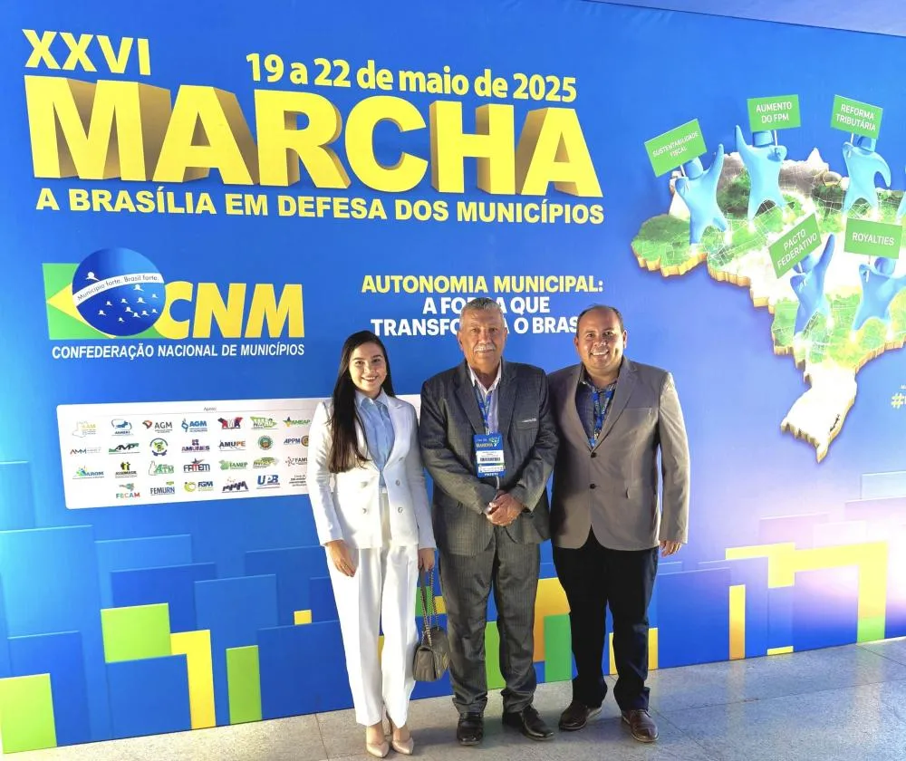 Prefeito de Santa Filomena, Salomão Barbosa participa da XXVI Marcha dos prefeitos em Brasília. 