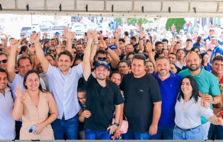 Fernando Pessoa inaugura e reinaugura obras importantes e entrega 2 novas ambulâncias em Tuntum