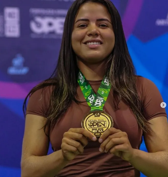 Thaynara Delamarque, de Presidente Dutra, Conquista Título no Fortaleza Spring International Open de Jiu-Jitsu