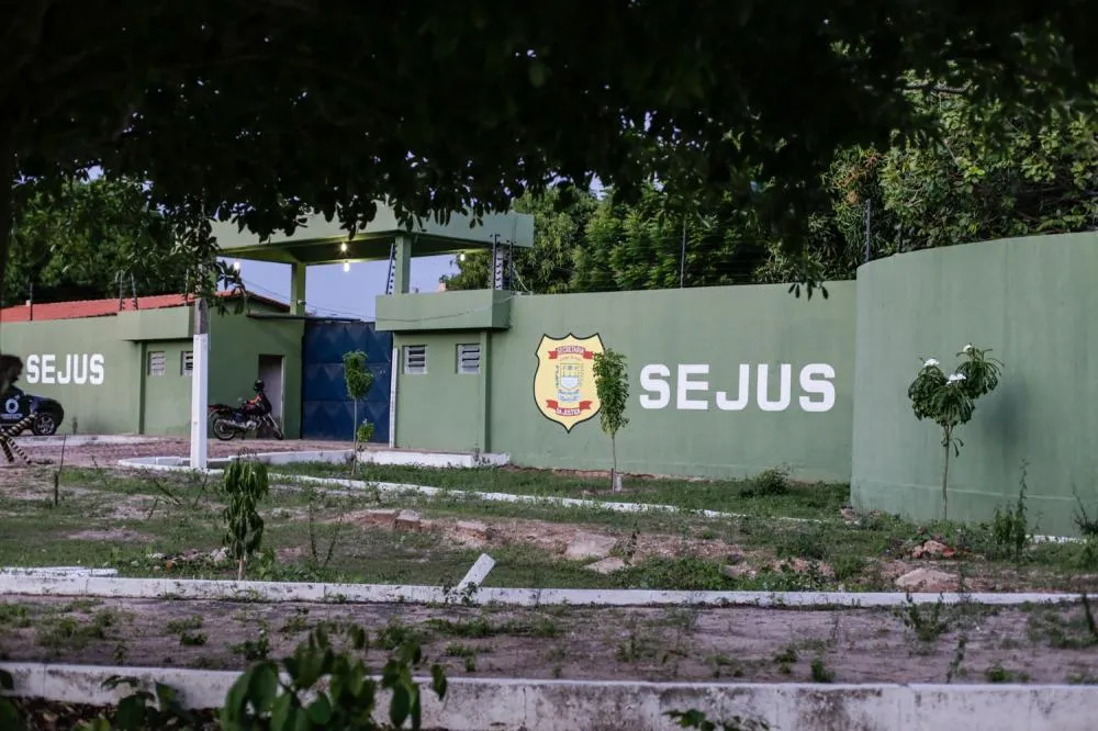 TERESINA: Penitenciária Irmão Guido registra fuga em massa de 19 presos