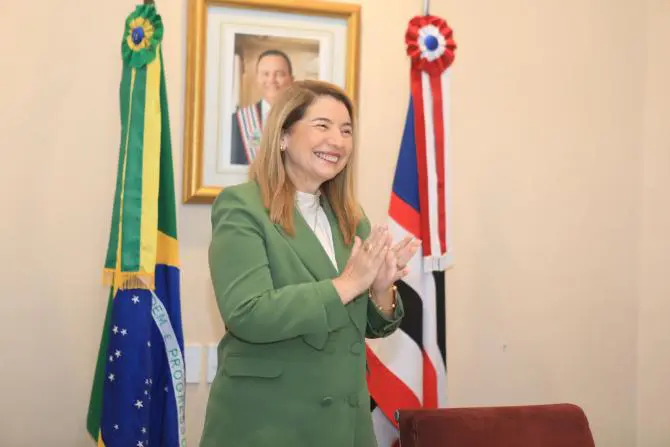 Iracema Vale é Reeleita Presidente da Assembleia Legislativa do Maranhão