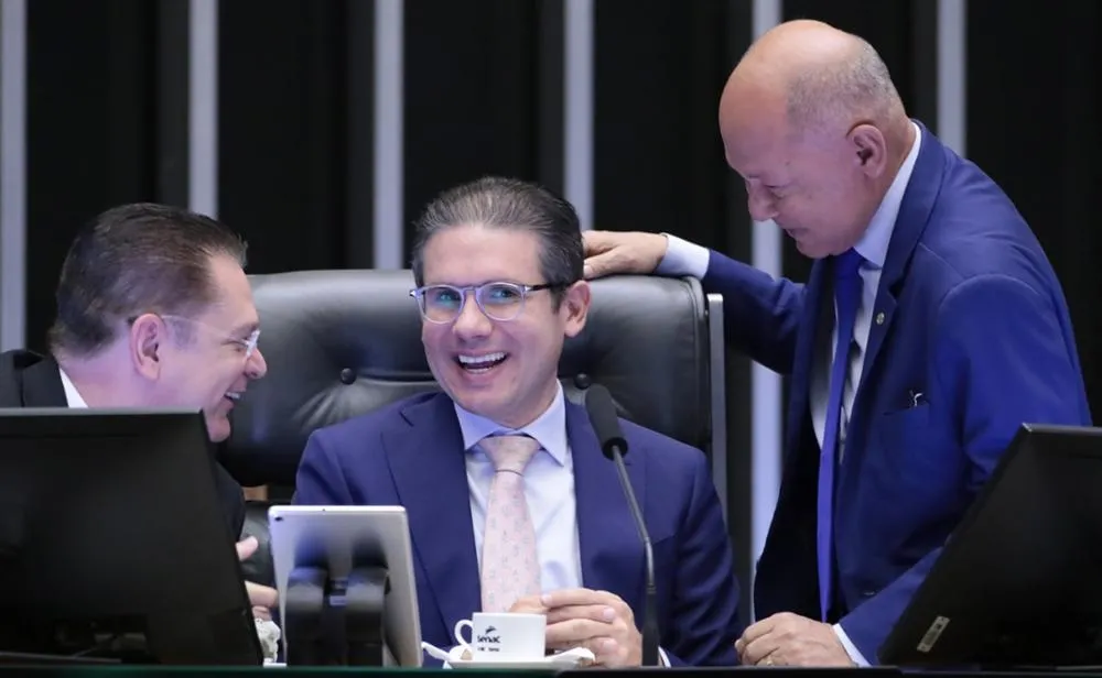 Em derrota para o governo, Câmara aprova derrubada de decretos que elevam IOF