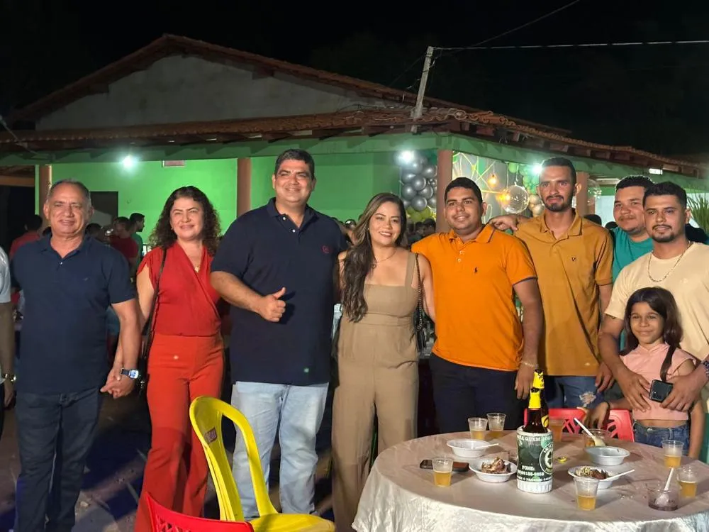 Prefeito eleito Ronaldo Vieira celebra 40 anos com festa marcante em São José dos Basílios