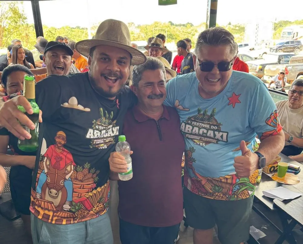 Rivais se rendem ao brilho do Festival do Abacaxi liderado por Kleber Tratorzão e Nubia Patrol
