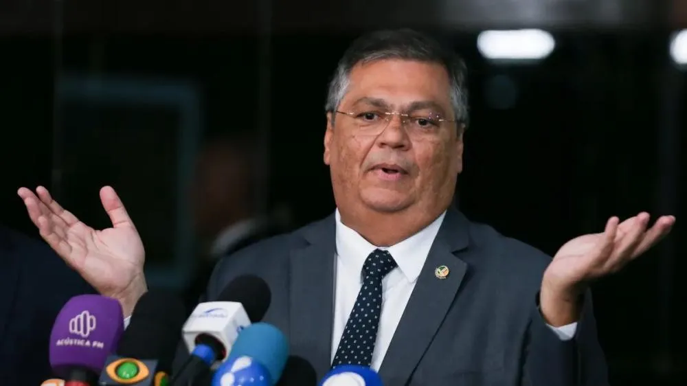 STF: Flávio Dino libera pagamento de emendas parlamentares