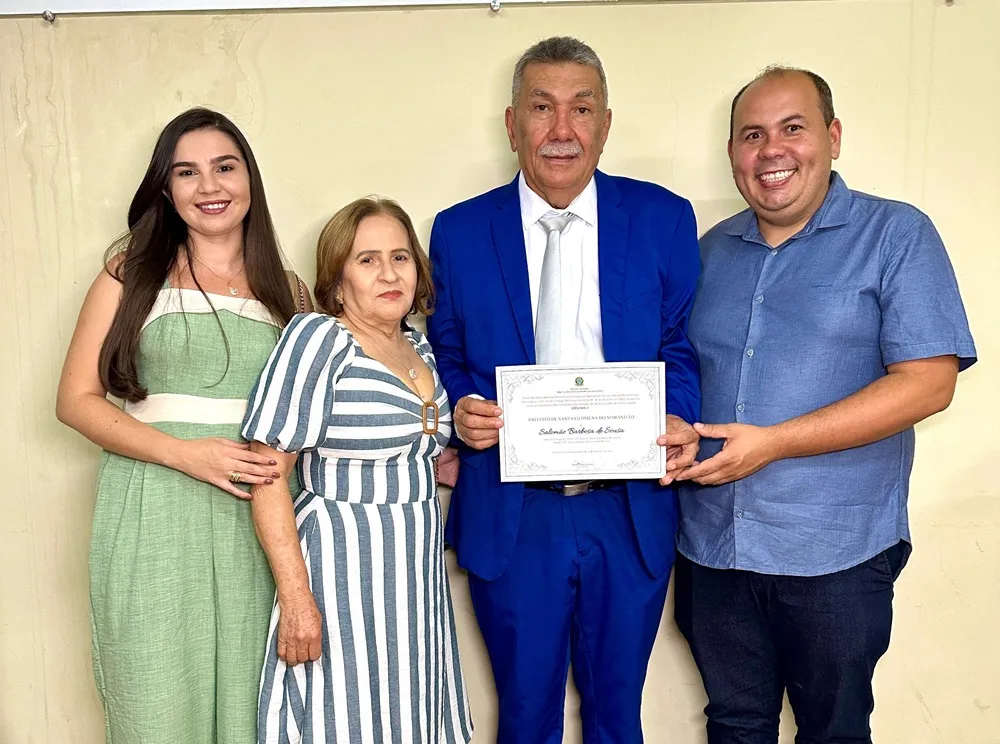 Salomão Barbosa Faz História com Quarto Diploma como Prefeito de Santa Filomena