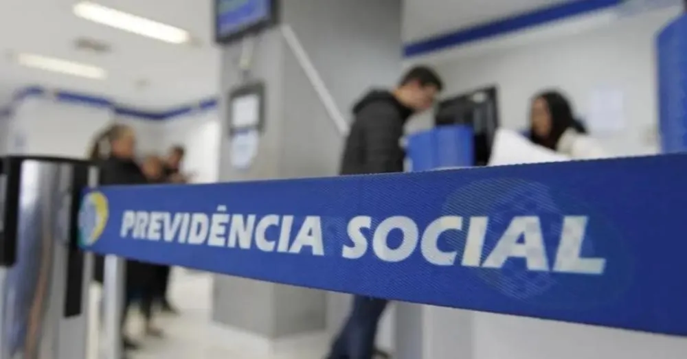 Farra do INSS: 8 instituições têm permissão cancelada para consignado