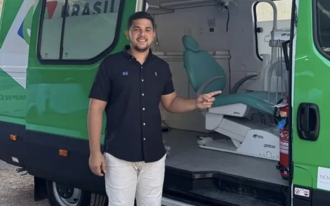 Em Sorocaba-SP secretário de Saúde Arthur Leda recebe odontomovel para para Tuntum