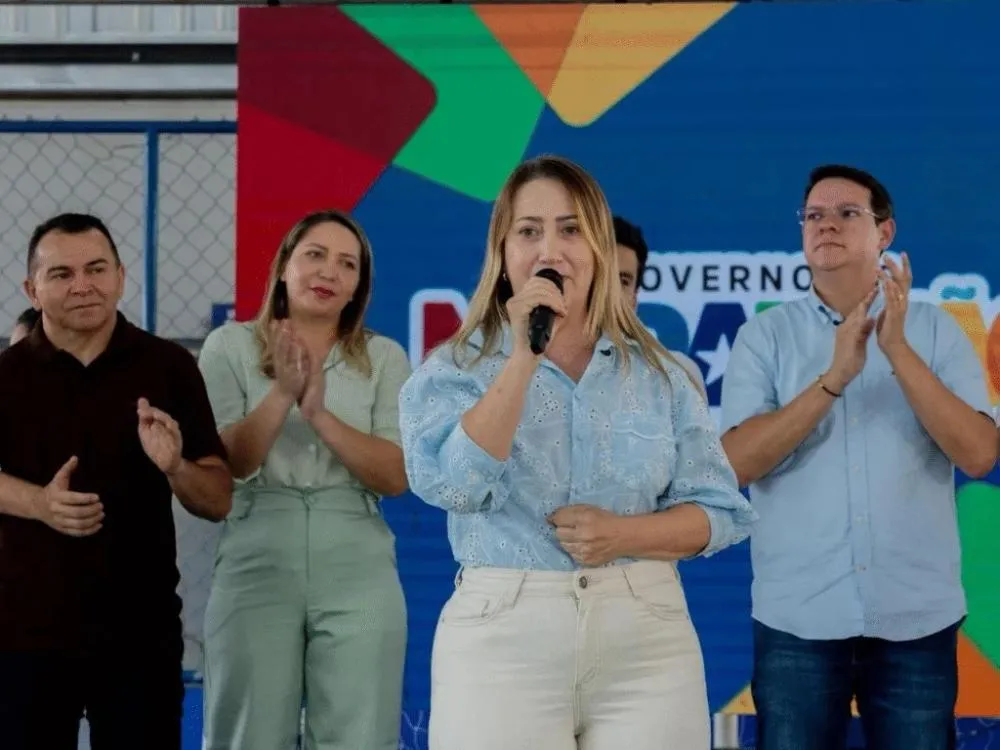 Prefeita Suane Dias entrega cartão do programa Maranhão Livre da Fome para 386 famílias em Gonçalves Dias