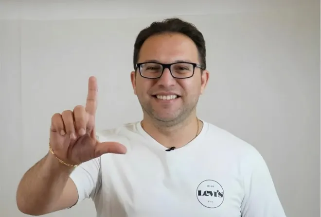  JATOBÁ: PREFEITO LEO DO BANCO É ALVO DA POLICIA FEDERAL EM OPERAÇÃO QUE INVESTIGA DESVIO DE RECURSOS DO FUNDEB