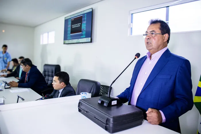 Raimundinho da Audiolar promove corte em massa e deixa centenas de servidores sem salário até 2026