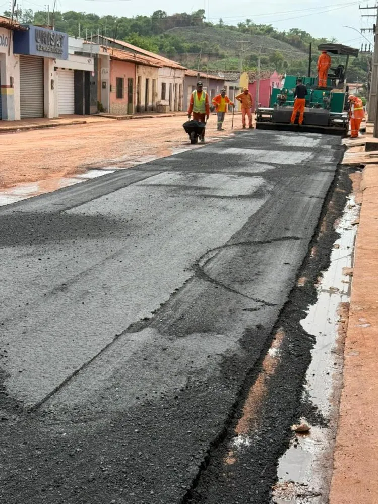 Revitalização da Rua Rui Barbosa marca atuação firme da prefeita Suane Dias em Gonçalves Dias