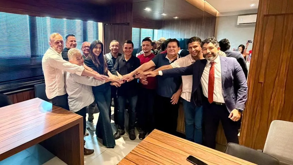 Larissa DP avança na pré-campanha e sela aliança forte em Grajaú ex-prefeito Mercial Arruda e lideranças locais