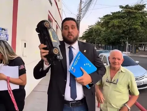 Fiscal do Povo“ na mira da PF: R$ 203 mil e joias em operação contra caixa 2 em Caxias
