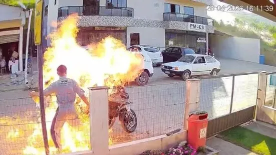 Morre mãe de homem que ateou fogo em moto durante abordagem da PM no ES