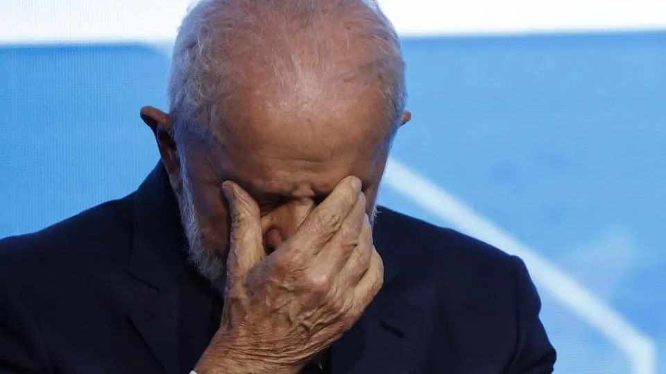Estou triste” porque disseram “que nossos criminosos são terroristas”, diz Lula.