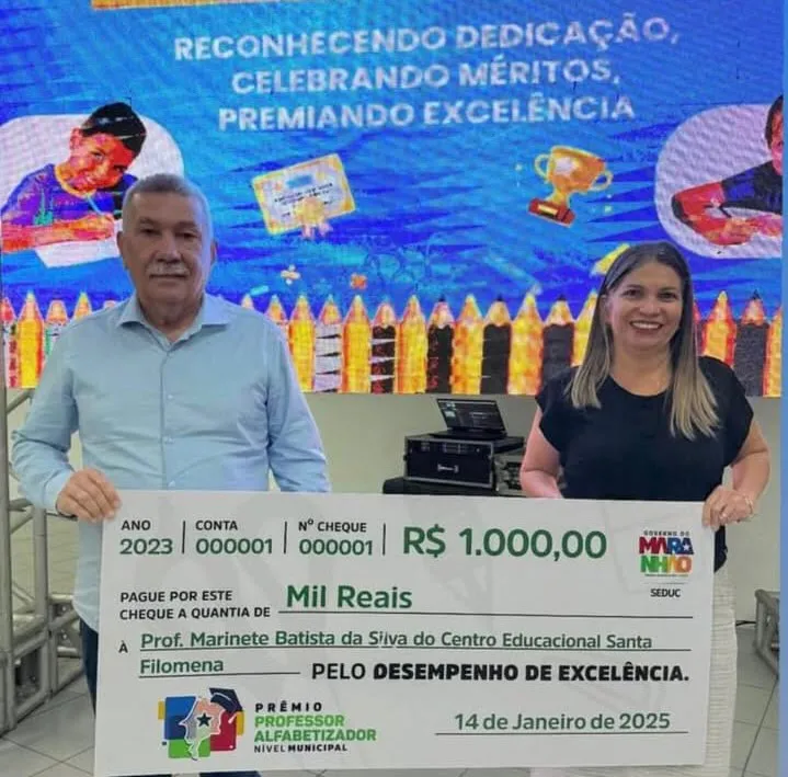 Prefeito Salomão Barbosa recebe Selo Ouro da Educação e consolida educação de Santa Filomena como uma das melhores do estado. 