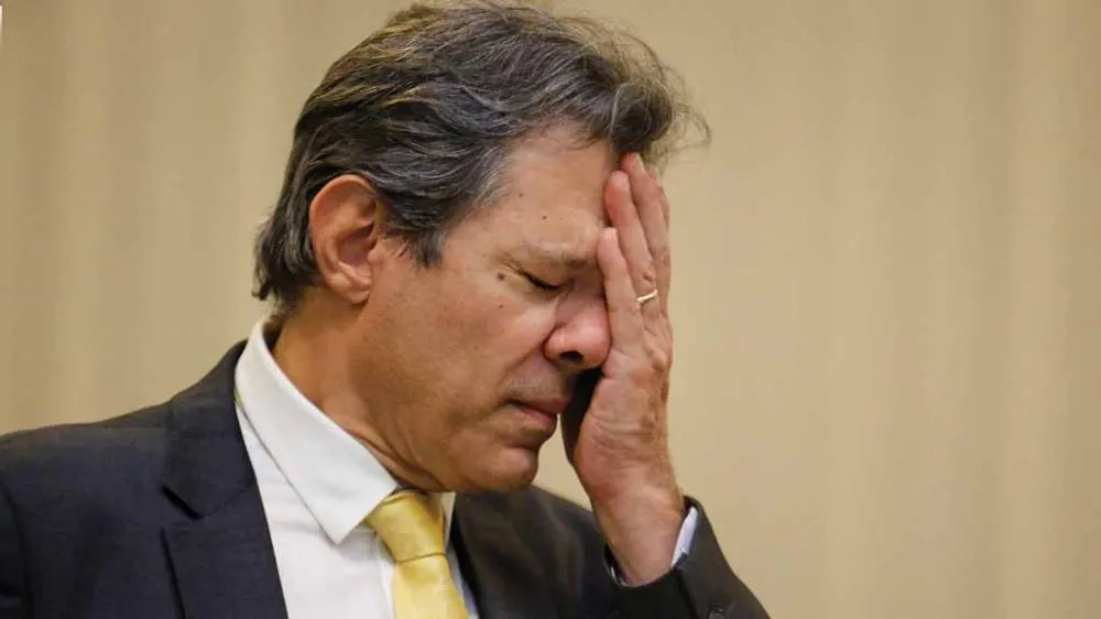 Após pressão popular, governo recua e revoga norma da Receita Federal sobre movimentações financeiras