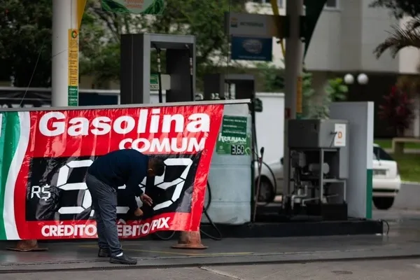 Gasolina e diesel terão aumento de preços a partir de 1º de fevereiro